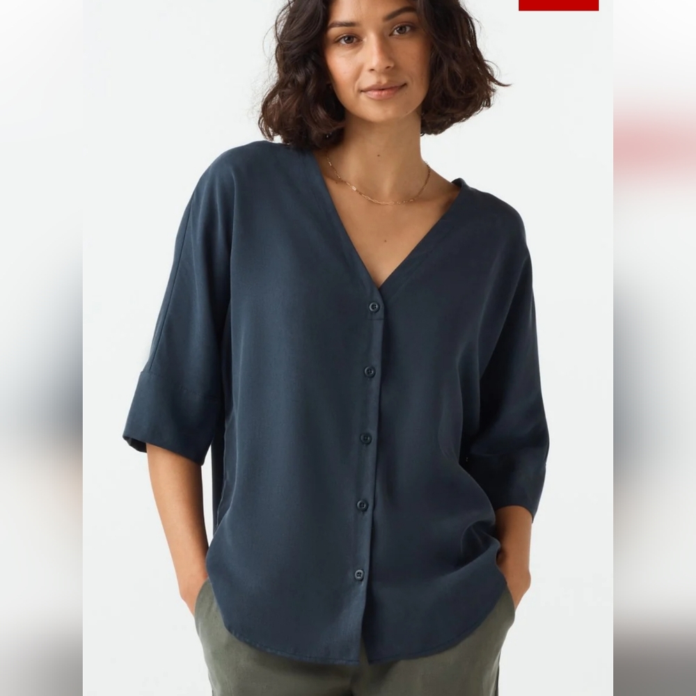 VETTA Boyfried Shirt NWOT French Navy  XS